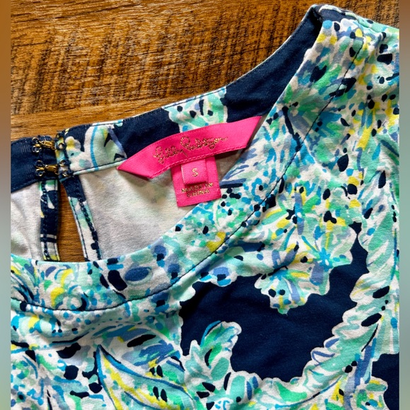Lilly Pulitzer Lula Romper High Tide Navy Scuba Doo Engineered Romper Size SMALL - Picture 10 of 15